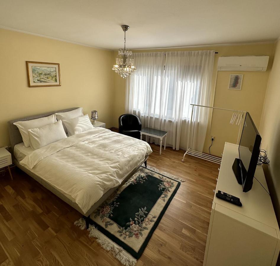 B Home Apartment For Rent Сараево Экстерьер фото